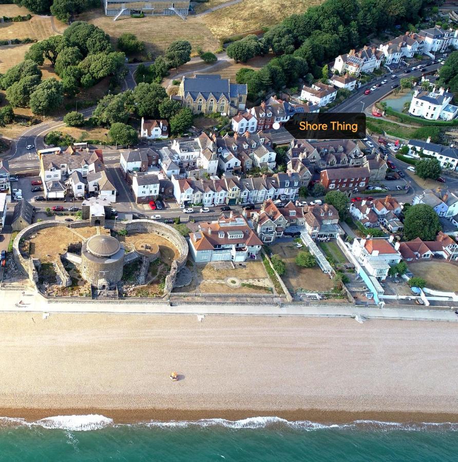 Shore Thing - Just A Stones Throw From The Beach Sandgate Exterior foto
